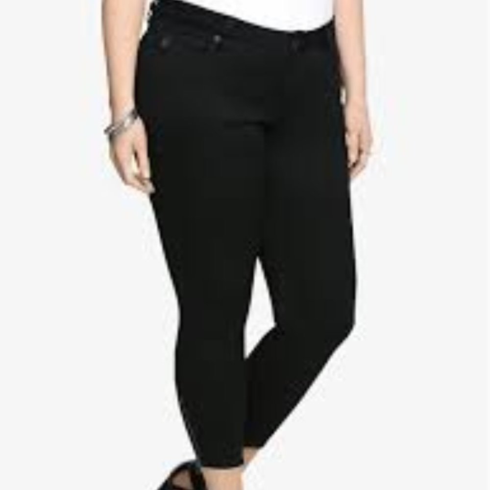 5/7 50% off bundles this week!  Torrid Stiletto jeggings
